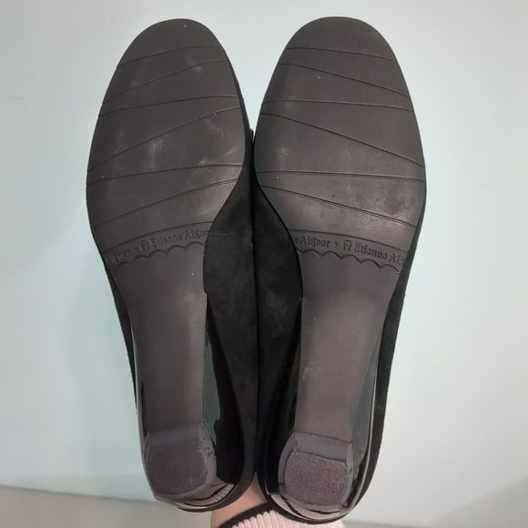 Etinne Aigner women shoes Size 8.5 chairman suede black slip on bow prep… - Picture 4 of 5
